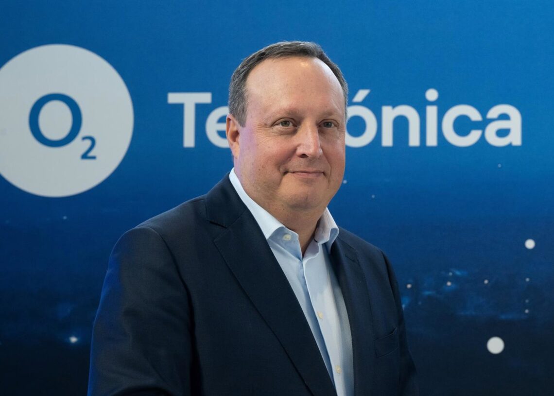 Archivo - FILED - 04 December 2023, Bavaria, Munich: Markus Haas, CEO of Telefónica Deutschland, pictured at the headquarters of mobile communications provider Telefónica (O2). The head of Munich-based mobile phone operator O2 sees his company on the upswSven Hoppe/dpa - Archivo