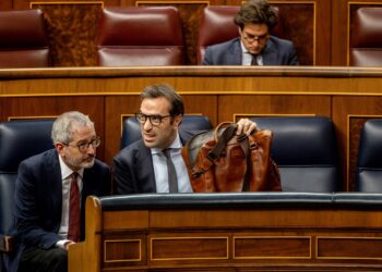 El ministro de Economía, Comercio y Empresa, Carlos Cuerpo, durante una sesión plenaria, en el Congreso de los Diputados, a 7 de octubre de 2025, en Madrid (España). Ricardo Rubio - Europa Press