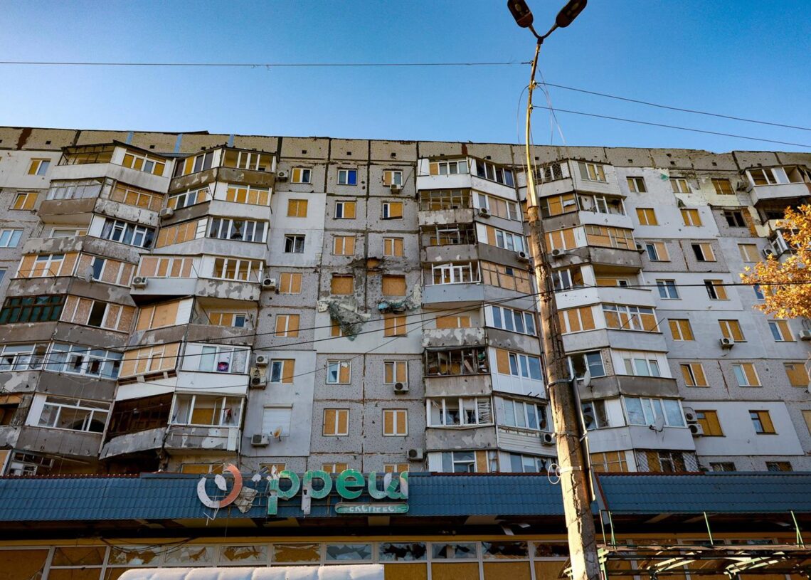 Archivo - Daños materiales en un edificio en Jersón, Ucrania, tras un ataque del Ejército de Rusia (archivo)Europa Press/Contacto/Nina Liashonok - Archivo