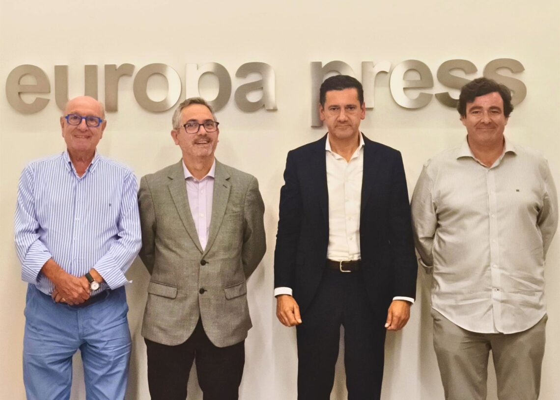 Los socios fundadores de Genivs, Rafael Ángulo Cordero, Hugo Sintes, Santiago Mínguez y Rafael Ángulo Ruiz (Presidente), en una entrevista concedida a Europa Press en Madrid, a 2 de octubre de 2025.GENIVS