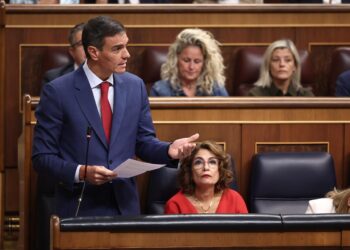 El presidente del Gobierno, Pedro Sánchez, interviene durante una sesión de Control al Gobierno, en el Congreso de los Diputados, a 7 de octubre de 2025, en Madrid (España). Eduardo Parra - Europa Press