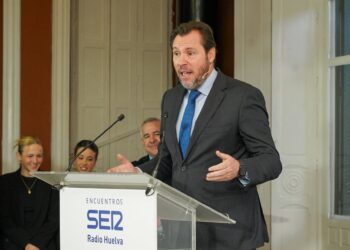 Archivo - El ministro de Transportes y Movilidad Sostenible, Óscar Puente.Lucía Salguero - Archivo