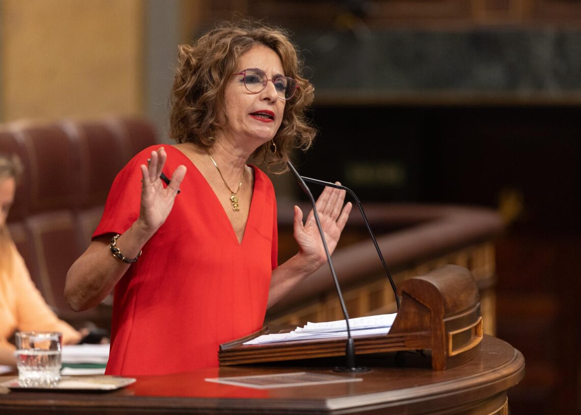 La vicepresidenta primera y ministra de Hacienda, María Jesús Montero.Eduardo Parra - Europa Press