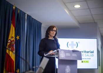 La ministra de Sanidad, Mónica García, en la rueda de prensa celebrada tras la reunión del Consejo Interterritorial del Sistema Nacional de Salud (CISNS).MINISTERIO DE SANIDAD
