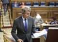 El presidente del Partido Popular, Alberto Núñez Feijóo, durante una sesión plenaria, en el Congreso de los Diputados, a 7 de octubre de 2025, en Madrid (España).Jesús Hellín - Europa Press