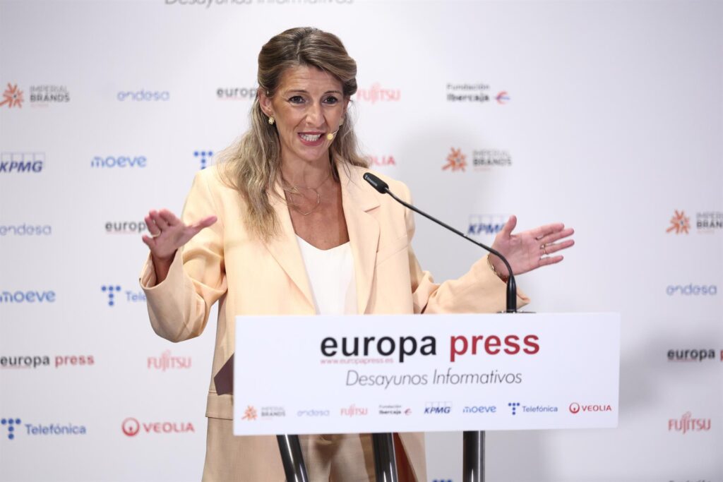 La vicepresidenta segunda del Gobierno y ministra de Trabajo y Economía Social, Yolanda Díaz, protagoniza un desayuno informativo de Europa Press. Eduardo Parra/Europa Press.