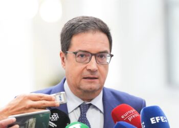 El ministro para la Transformación Digital y de la Función Pública, Óscar López, atiende a los medios de comunicación a su llegada a la IX Cumbre Global de la Alianza de Gobierno Abierto Iñaki Berasaluce - Europa Press