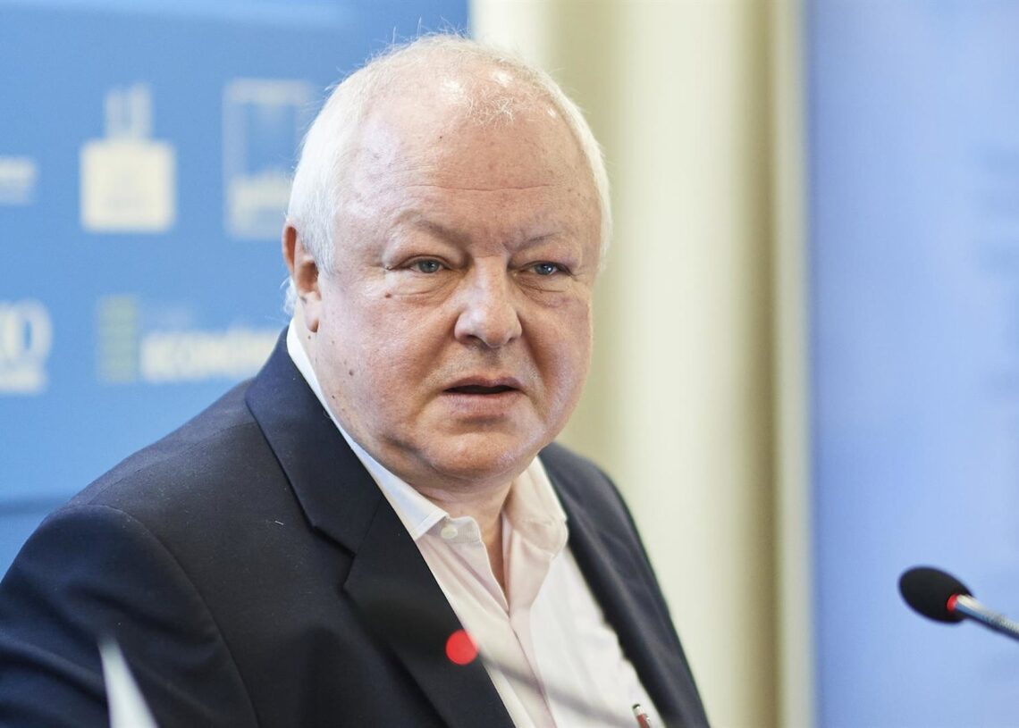 Archivo - El director ejecutivo de la Fundación de Estudios de Economía Aplicada (FEDEA), Ángel de la Fuente, a 6 de septiembre de 2023, en Santander, Cantabria (España).César Ortiz - Europa Press - Archivo