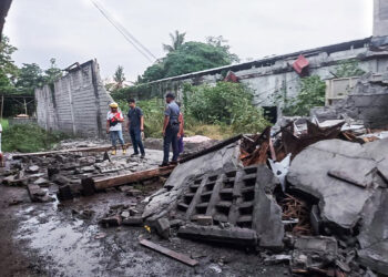 Archivo - Imagen de archivo de los escombros provocados por un terremoto en Filipinas.Europa Press/Contacto/GenSan City Police Office