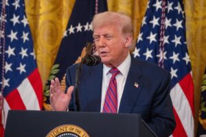 Trump sugiere que España debería ser expulsada de la OTAN