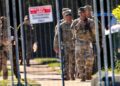 Miembros de la Guardia Nacional en las instalaciones del centro de detención del Servicio de Inmigración y Control de Aduanas (ICE) de Estados Unidos en Broadview, IllinoisEuropa Press/Contacto/Stacey Wescott