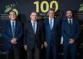 El ministro de Agricultura, Pesca y Alimentación, Luis Planas, el presidente de la Fundación Patrimonio Comunal Olivarero, Rafael Sánchez de Puerta, su vicepresidente primero, Pedro Barato y director gerente Iñaki Benito, en el acto del CentenarioFundación Patrimonio Comunal Olivarero (FPCO)