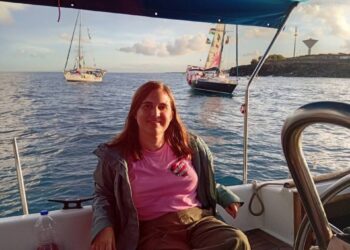 Jimena González, diputada de Más Madrid en la Asamblea madrileña a bordo de una flotilla con ayuda para GazaMÁS MADRID