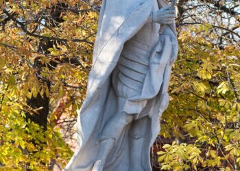 El PP propondrá en Retiro que se erija una estatua a Carlos V aprovechando el proyecto de remodelación de AtochaAYUNTAMIENTO DE MADRID