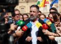 Santiago Abascal seguirá el desfile de las Fuerzas Armadas desde la calle y no desde la tribuna de autoridades.Rocío Ruz - Europa Press