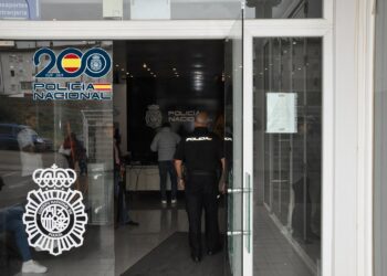 Archivo - Entrada a la comisaría de la Policía Nacional en Ronda (Málaga)POLICÍA NACIONAL - Archivo
