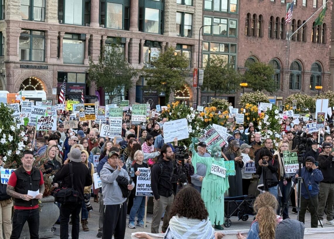 Protestas contra las redadas del Servicio de Inmigración y Aduanas (ICE) en ChicagoFranziska Spiecker/dpa