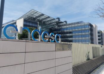Archivo - Fachada de la sede de EndesaEduardo Parra - Europa Press - Archivo