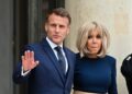 Emmanuel Macron, presidente de Francia, junto a su esposa, Brigitte MacronJulien Mattia/Le Pictorium via Z / DPA