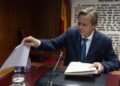 El director general de Obras Públicas e Infraestructuras de Navarra, Pedro Andrés López Vera, comparece ante la Comisión de Investigación sobre los contratos, licencias, concesiones, ayudas y otras operaciones del Gobierno.Eduardo Parra - Europa Press