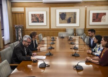 La ministra de Sanidad, Mónica García, y el secretario de Estado de Sanidad, Javier Padilla, reciben a la presidenta electa de WONCA, Pilar Astier.B THEVENIN