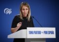La vicesecretaria de Coordinación Sectorial del PP, Alma Ezcurra, ofrece una rueda de prensa en la sede nacional del Partido Popular, a 22 de septiembre de 2025, en Madrid (España).Fernando Sánchez - Europa Press
