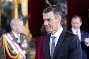 Pedro Sánchez confirma haber recibido pagos en efectivo del PSOE en ocasiones especiales, asegurando su legalidad