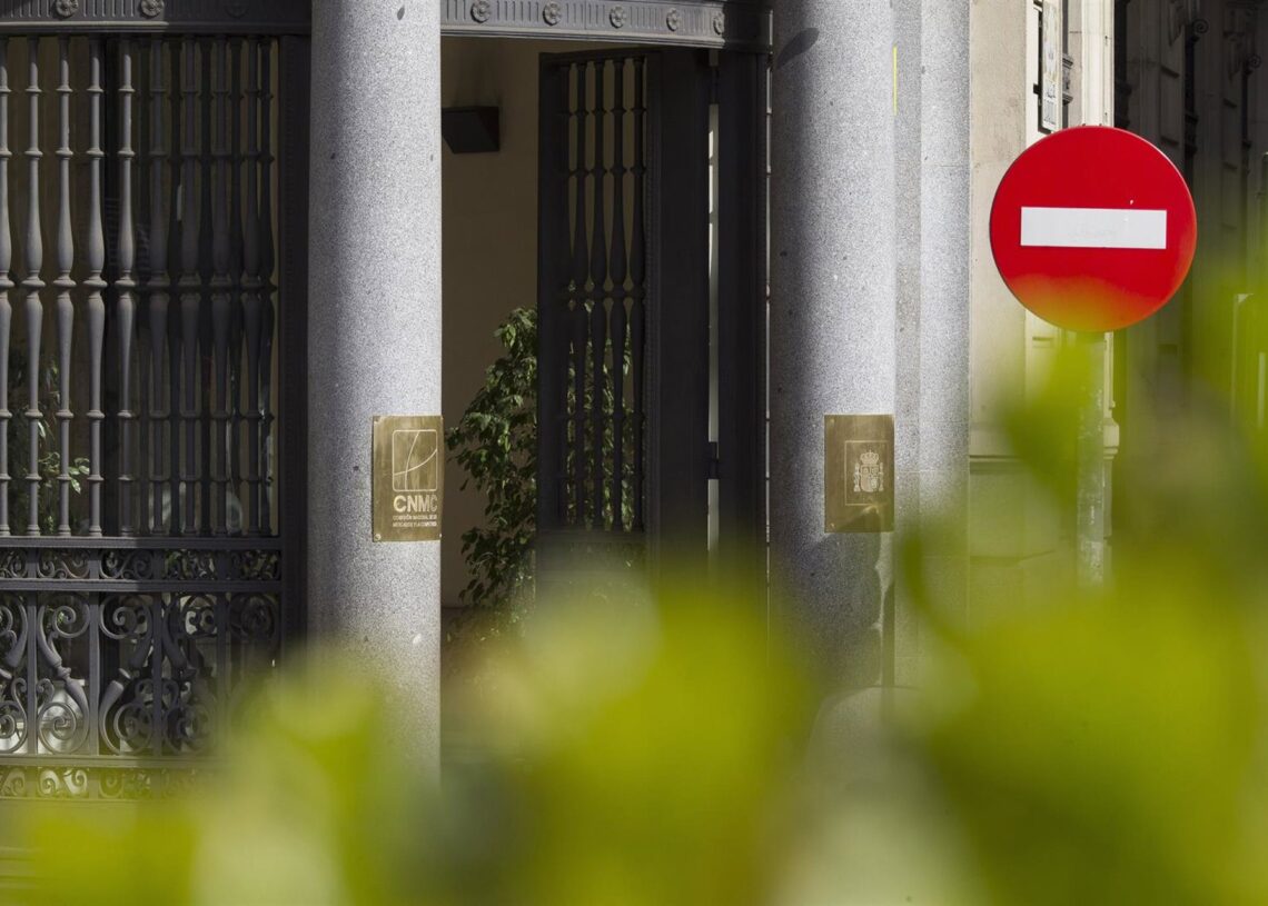 Archivo - Fachada de la Comisión Nacional de los Mercados y la Competencia.EUROPA PRESS - Archivo