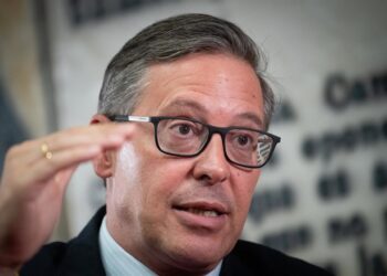 Archivo - El secretario general del PP de la Comunidad de Madrid, Alfonso Serrano, durante una entrevista para Europa Press, en el SenadoFernando Sánchez - Europa Press - Archivo