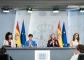 (I-D) La ministra de Igualdad, Ana Redondo; la ministra de Vivienda y Agenda Urbana, Isabel Rodríguez; la ministra de Educación Formación Profesional y Deportes y portavoz del Gobierno, Pilar Alegría, y la ministra de Sanidad, Mónica García, durante la ruDiego Radamés - Europa Press