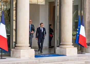 Sébastian Lecornu, primer ministro de Francia, abandona el Elíseo al término del Consejo de MinistrosEuropa Press/Contacto/Stefano Lorusso