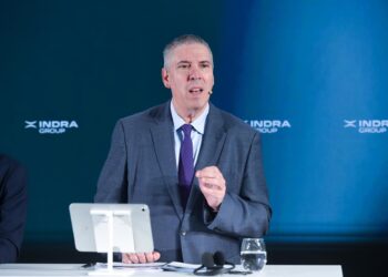 Archivo - El consejero delegado de Indra Group, José Vicente de los Mozos, durante la rueda de prensa tras la presentación de resultados de accionistas de Indra, en la sede de la empresa, a 23 de julio de 2025, en Madrid (España).Gustavo Valiente - Europa Press - Archivo