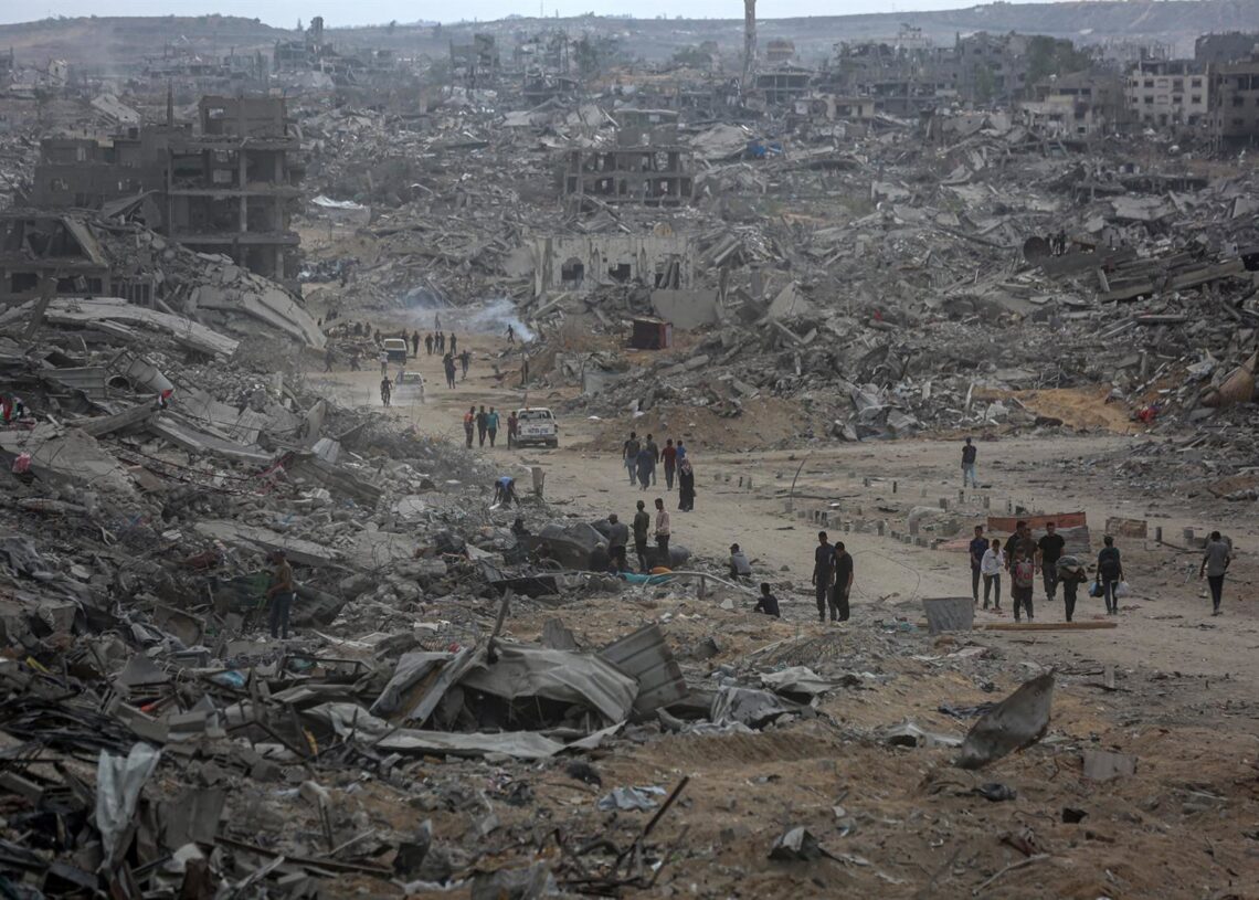 Palestinos regresan a ciudad de Gaza tras la retirada de las tropas israelíes como parte del acuerdo de alto el fuego en la FranjaEuropa Press/Contacto/Omar Ashtawy