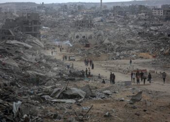 Palestinos regresan a ciudad de Gaza tras la retirada de las tropas israelíes como parte del acuerdo de alto el fuego en la FranjaEuropa Press/Contacto/Omar Ashtawy