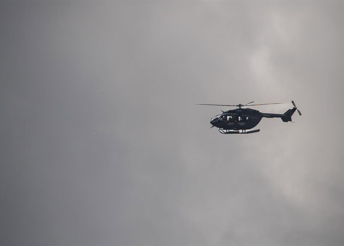 Un helicóptero de la gendarmería Real marroquí, a 14 de octubre de 2025, en Ceuta (España).ANTONIO SEMPERE / EUROPA PRESS