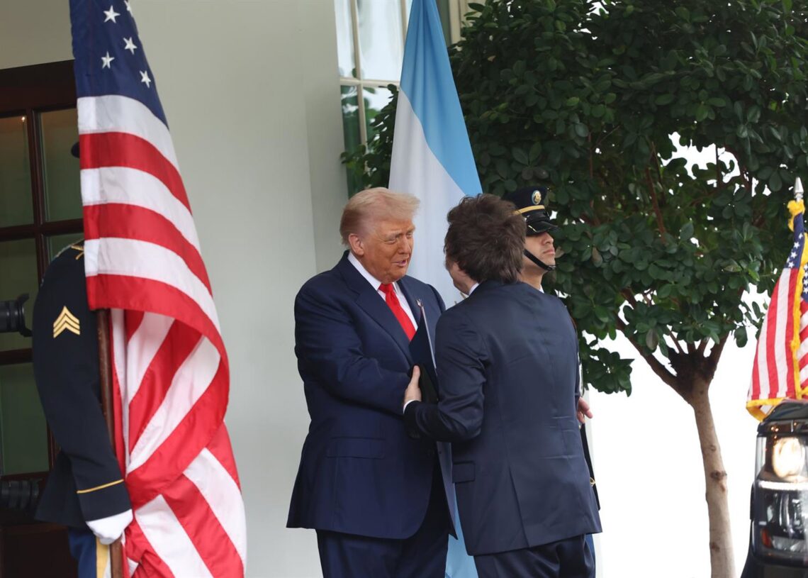 El presidente de EEUU, Donald Trump, recibe a su homólogo argentino, Javier Milei, en la Casa BlancaEuropa Press/Contacto/Alex Wroblewski - Pool via C