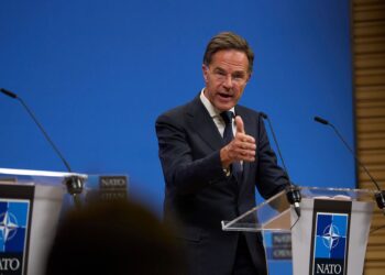 Archivo - El secretario general de la OTAN, Mark Rutte, en rueda de prensa desde la sede de la organizacion en Bruselas.-/NATO/dpa - Archivo