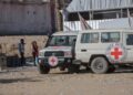 Vehículos del Comité Internacional de la Cruz Roja (CICR) trasladando cadáveres de palestinos entregados por Israel en el marco del acuerdo con el Movimiento de Resistencia Islámica (Hamás) en la Franja de GAza (archivo)Europa Press/Contacto/Omar Ashtawy