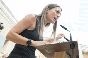 ¿’Cambio de hora’ político en España? Moncloa minimiza el aviso de Míriam Nogueras y el PP le pide a Junts «que les llamen» si quieren cerrar esta etapa