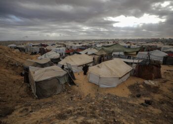 Campo de desplazados en Nuseirat, en la Franja de GazaEuropa Press/Contacto/Omar Ashtawy