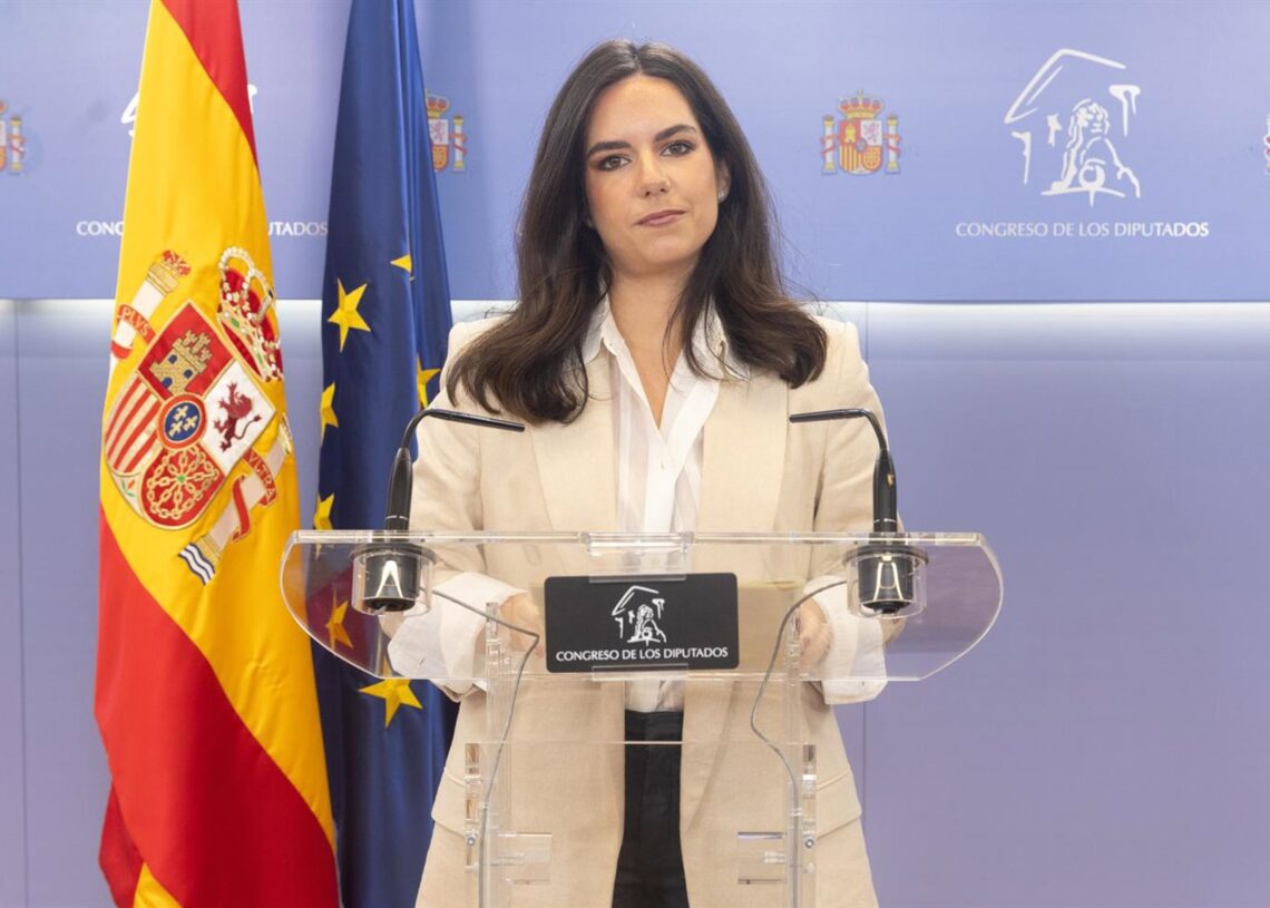 La portavoz de VOX en el Congreso, Pepa Millán, durante una rueda de prensa anterior a la Junta de Portavoces, en el Congreso de los Diputados, a 1 de octubre de 2025, en Madrid (España).Eduardo Parra - Europa Press