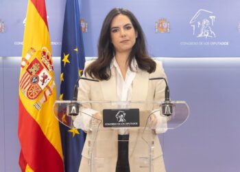 La portavoz de VOX en el Congreso, Pepa Millán, durante una rueda de prensa anterior a la Junta de Portavoces, en el Congreso de los Diputados, a 1 de octubre de 2025, en Madrid (España).Eduardo Parra - Europa Press