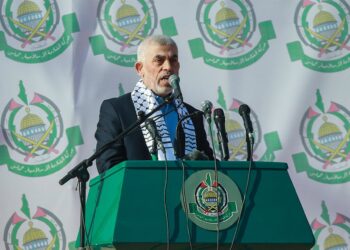 Archivo - El fallecido líder de Hamás Yahya Sinwar durant eun acto en diciembre de 2022 (archivo)Mohammed Talatene/dpa - Archivo