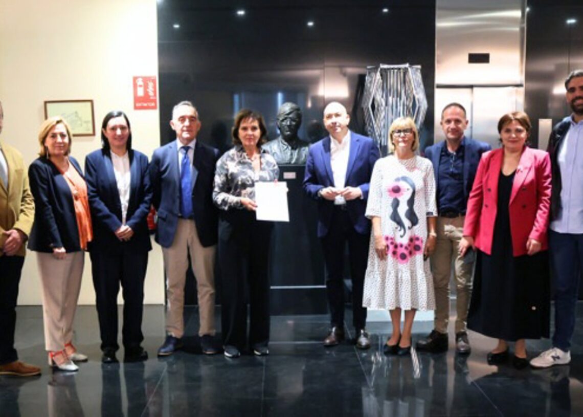El PSOE registra una PNL para "honrar la memoria" de Ernest Lluch tras la eliminación de su nombre en un hospitalGRUPO PARLAMENTARIO SOCIALISTA