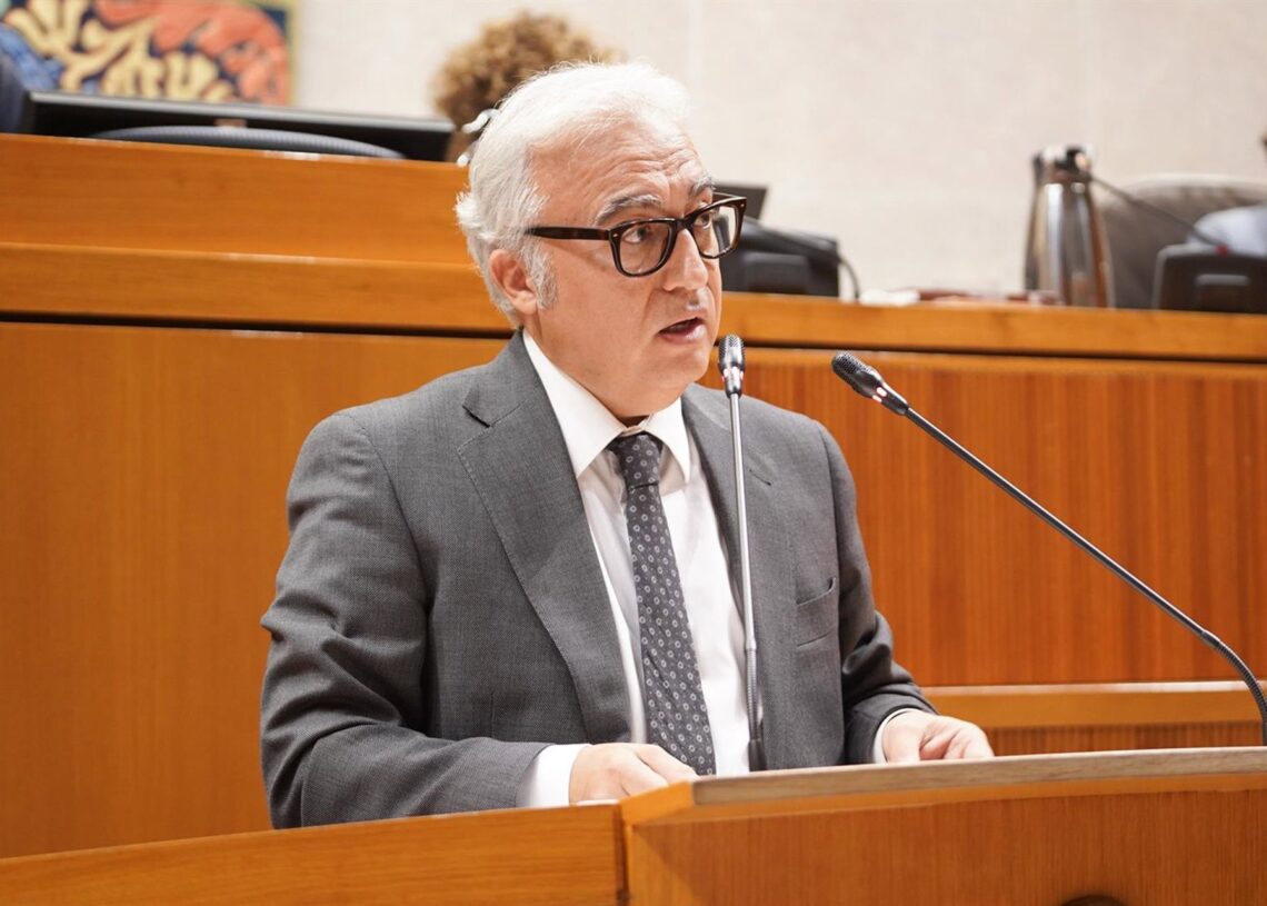 El consejero de Agricultura del Gobierno de Aragón, Javier Rincón.CORTES DE ARAGÓN.
