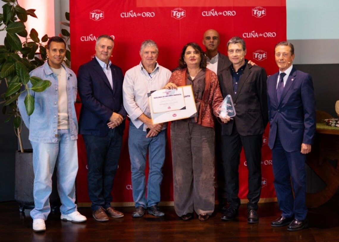 El queso Casín D.O.P de la Quesería Redes se hace con la primera edición de La Cuña de Oro by TGTGRUPO TGT