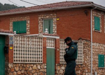Archivo - Fachada de la casa donde han hallado a tres hermanos ancianos asesinados y quemados, a 19 de enero de 2024, en Morata de Tajuña, Madrid (España). Alejandro Martínez Vélez - Europa Press - Archivo