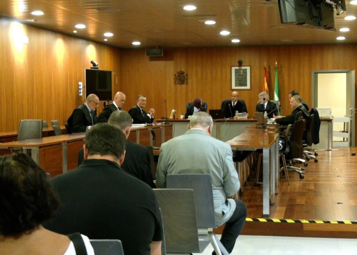 Juicio a dos sacerdotes y al director de una web informativa por delito de odio contra migrantes y musulmanes.EUROPA PRESS