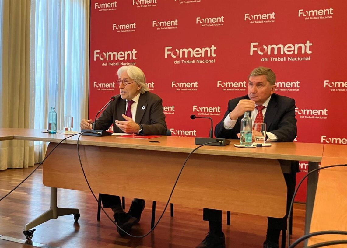 El presidete de Foment del Treball, Josep Sánchez Llibre, y el secretario general, David Tornos.EUROPA PRESS