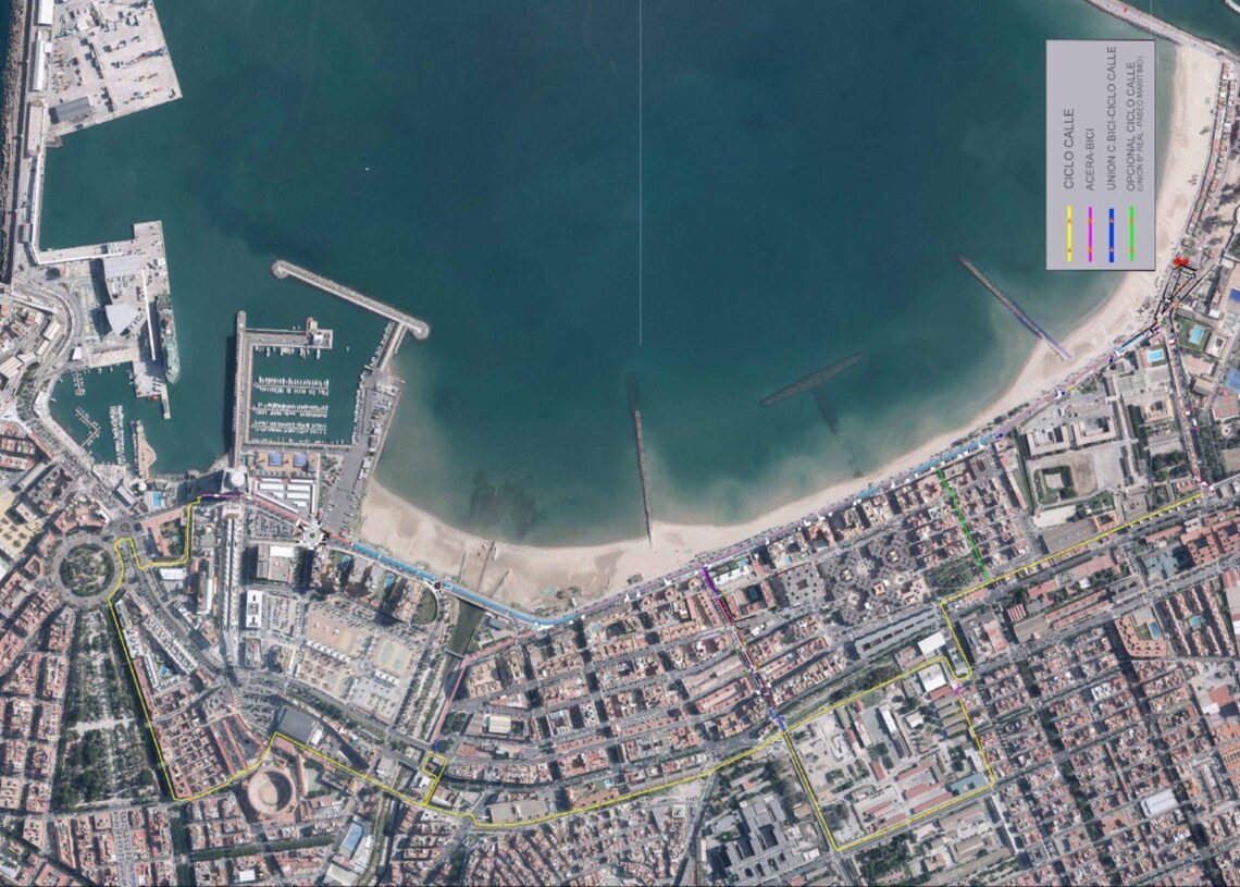 Archivo - Vista aérea de la costa de Melilla.CIUDAD AUTÓNOMA DE MELILLA - Archivo